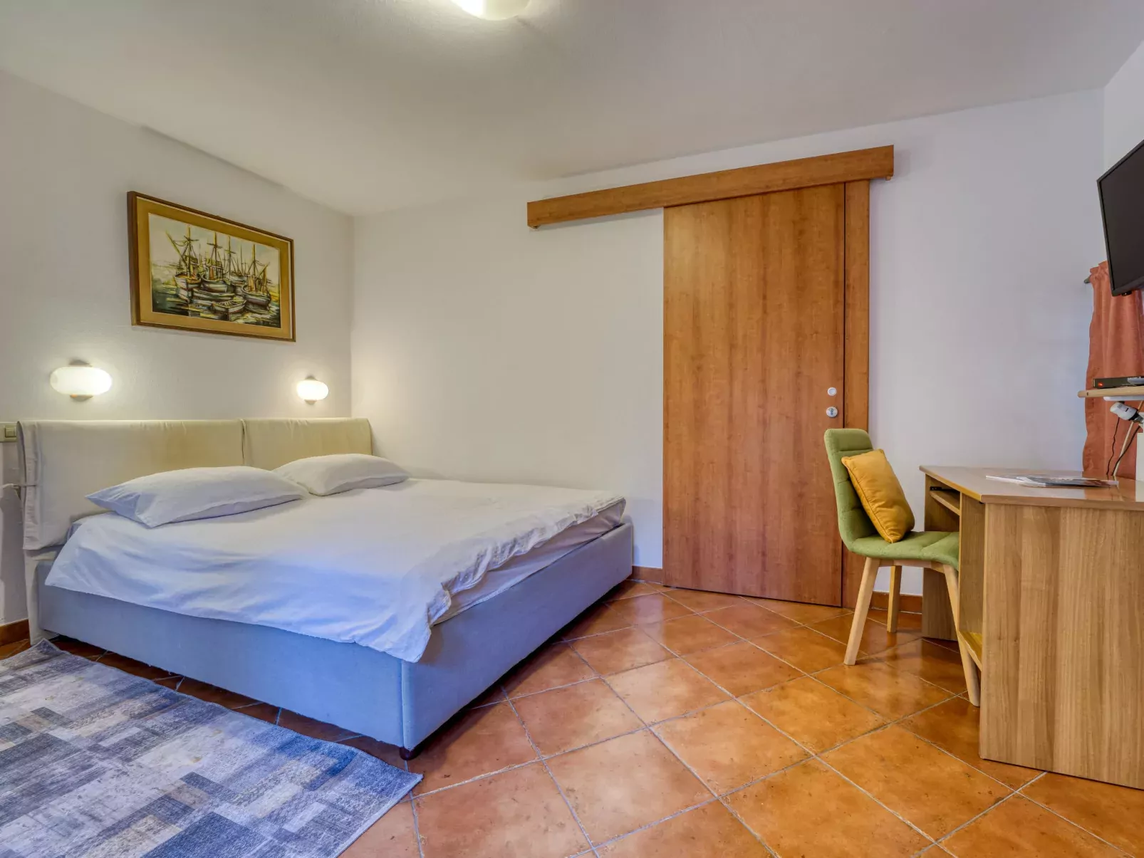Lovrano-Inside