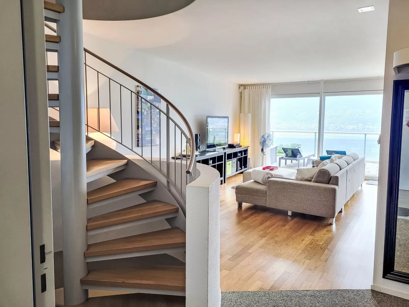 Splendid Maggiore View-Inside