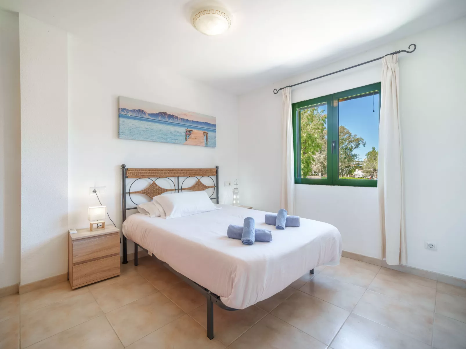 Sunwing Beach-Inside