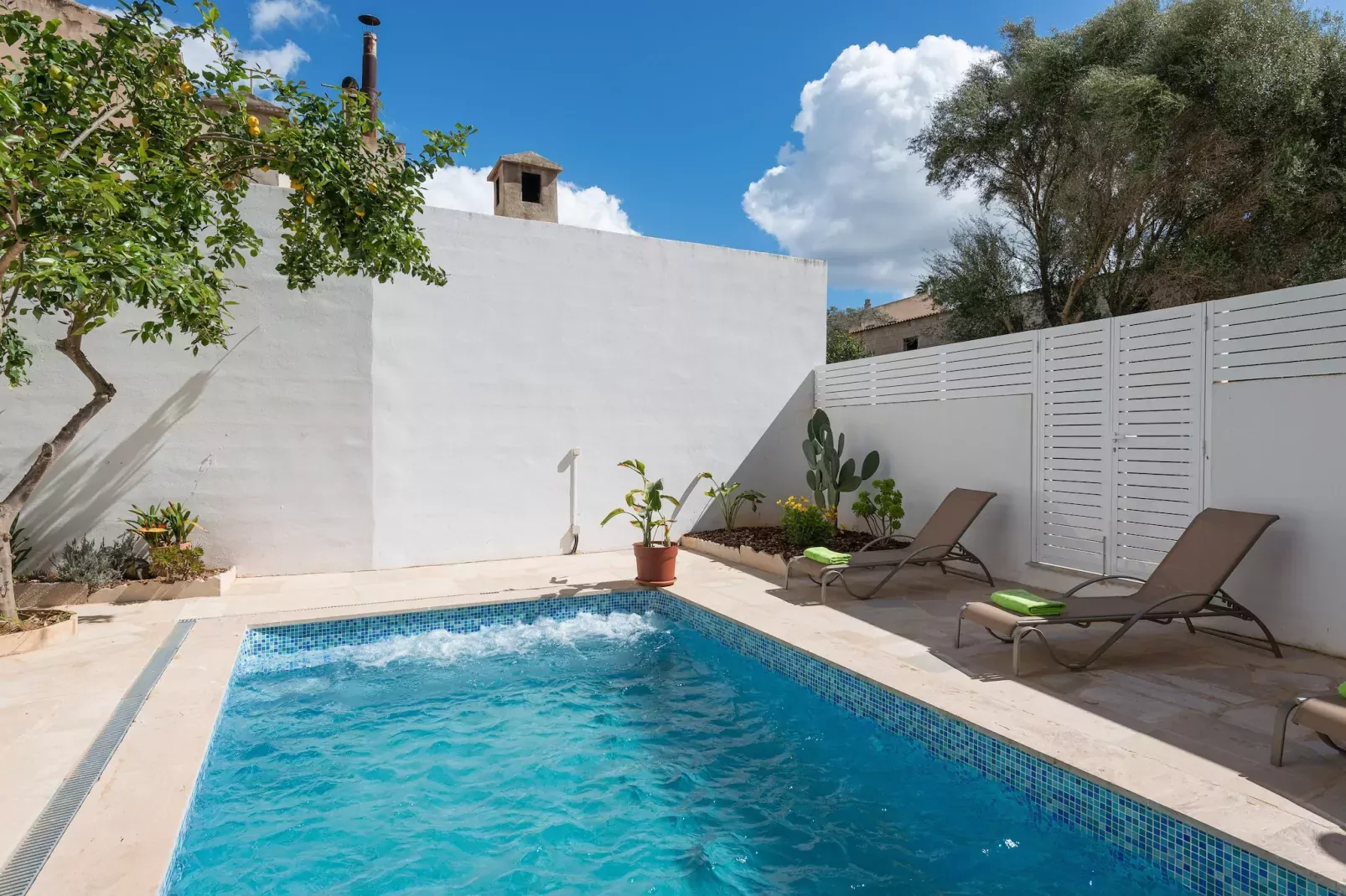 Can Joan (maria)-Pool