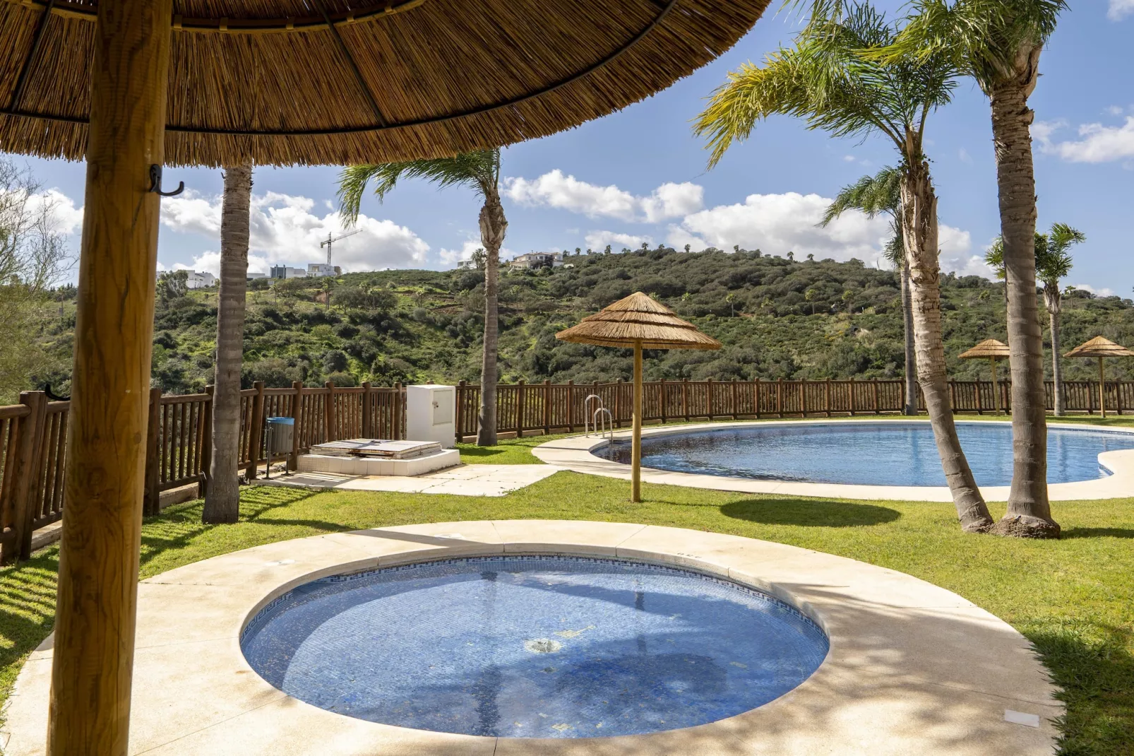 Golf Deluxe-Pool