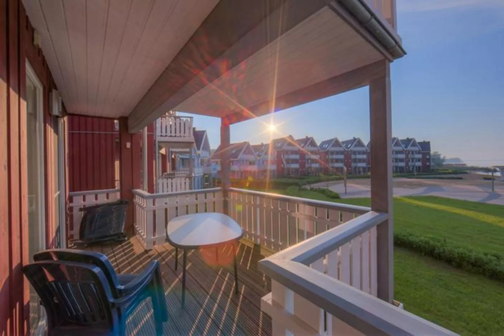 Mitteldeck 424-Terrace balcony