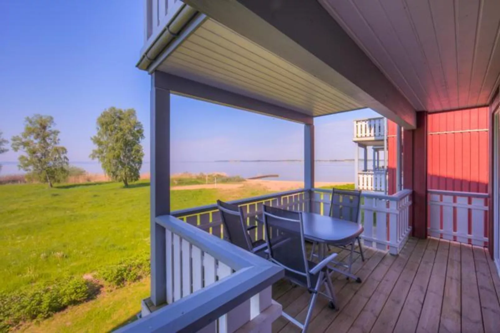 Mitteldeck 523-Terrace balcony