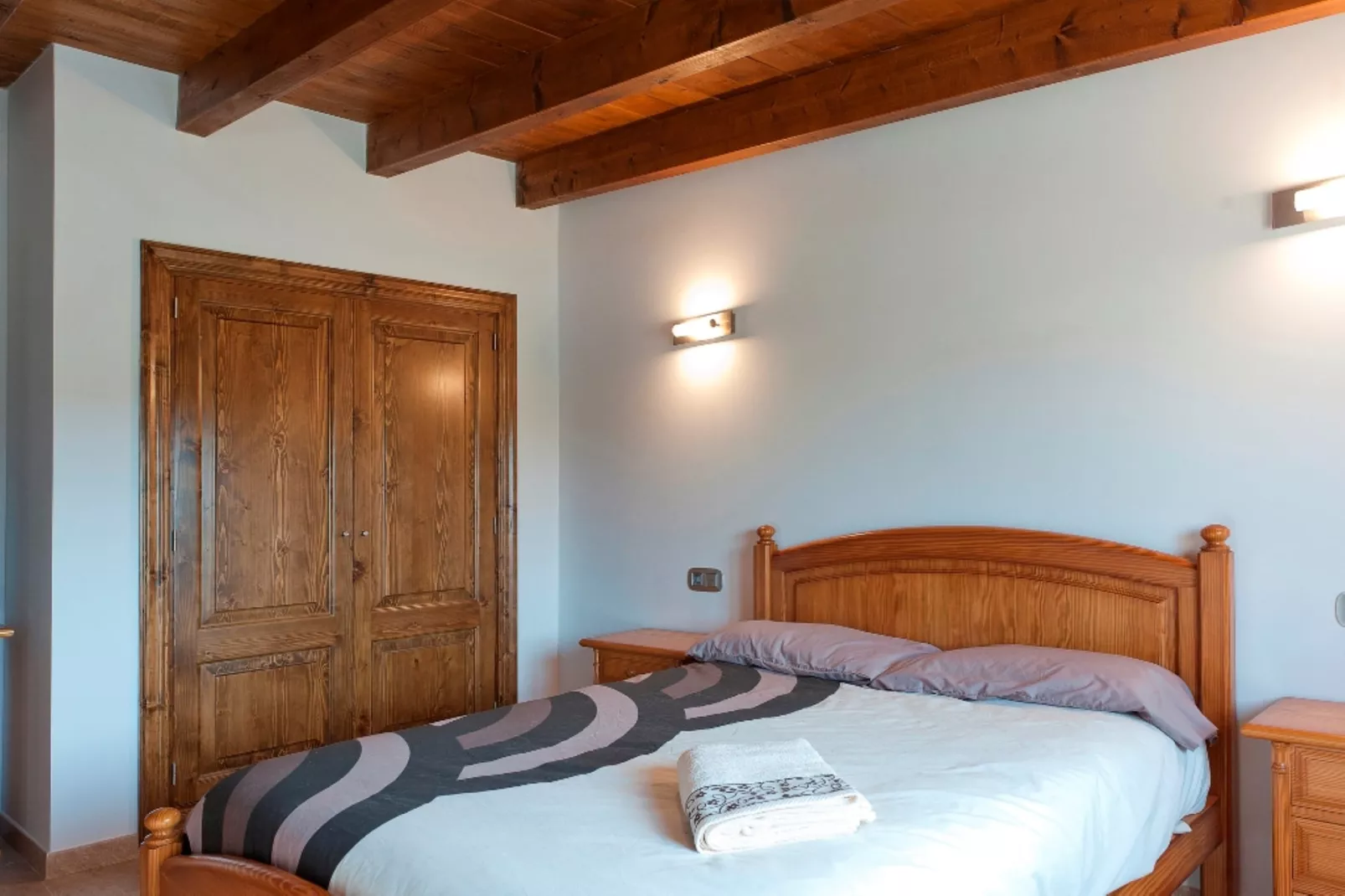 Sestados-Bedroom