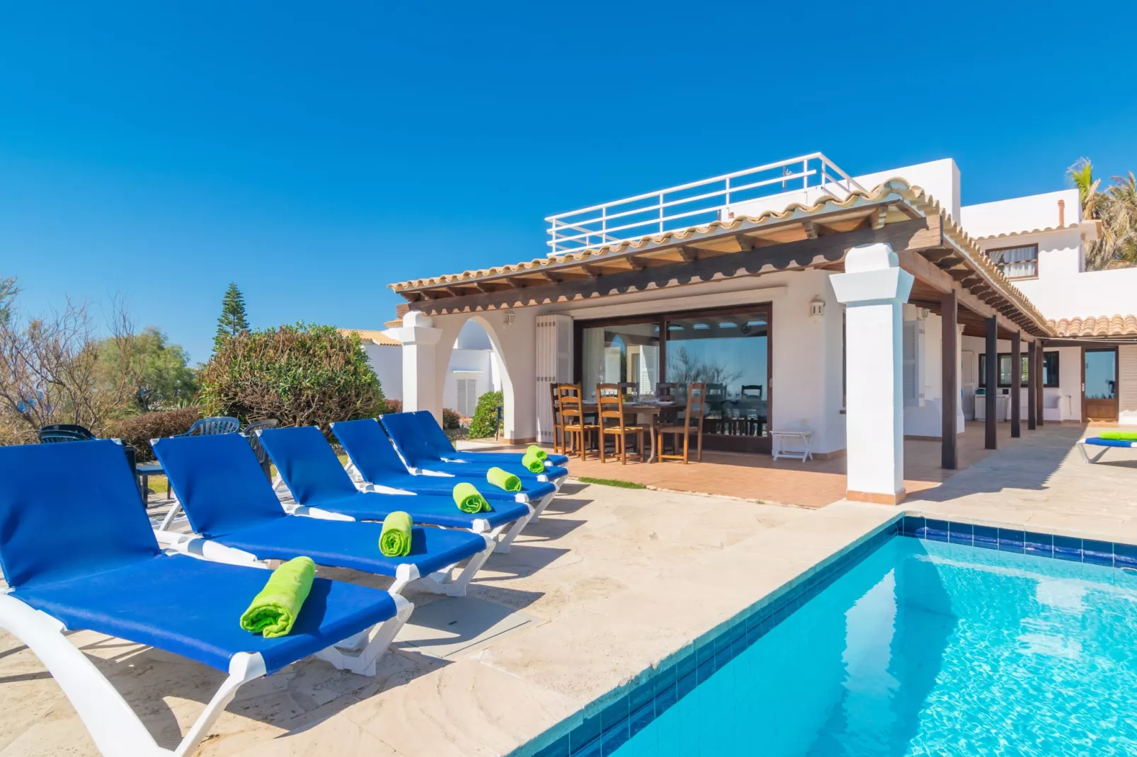 Villa Sol Naixent-Außenbereich Sommer