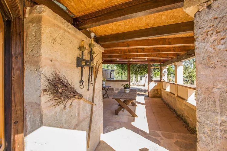 Shostalet-Exterior summer