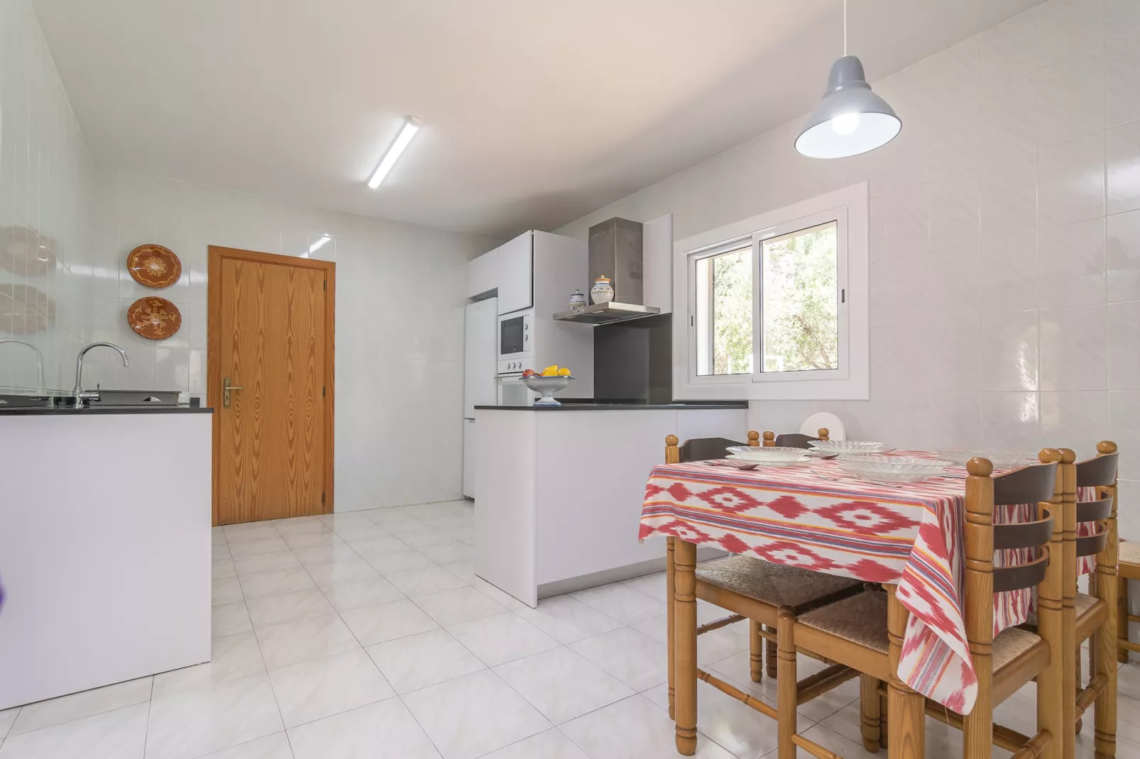 Casa Aina-Image-tags.