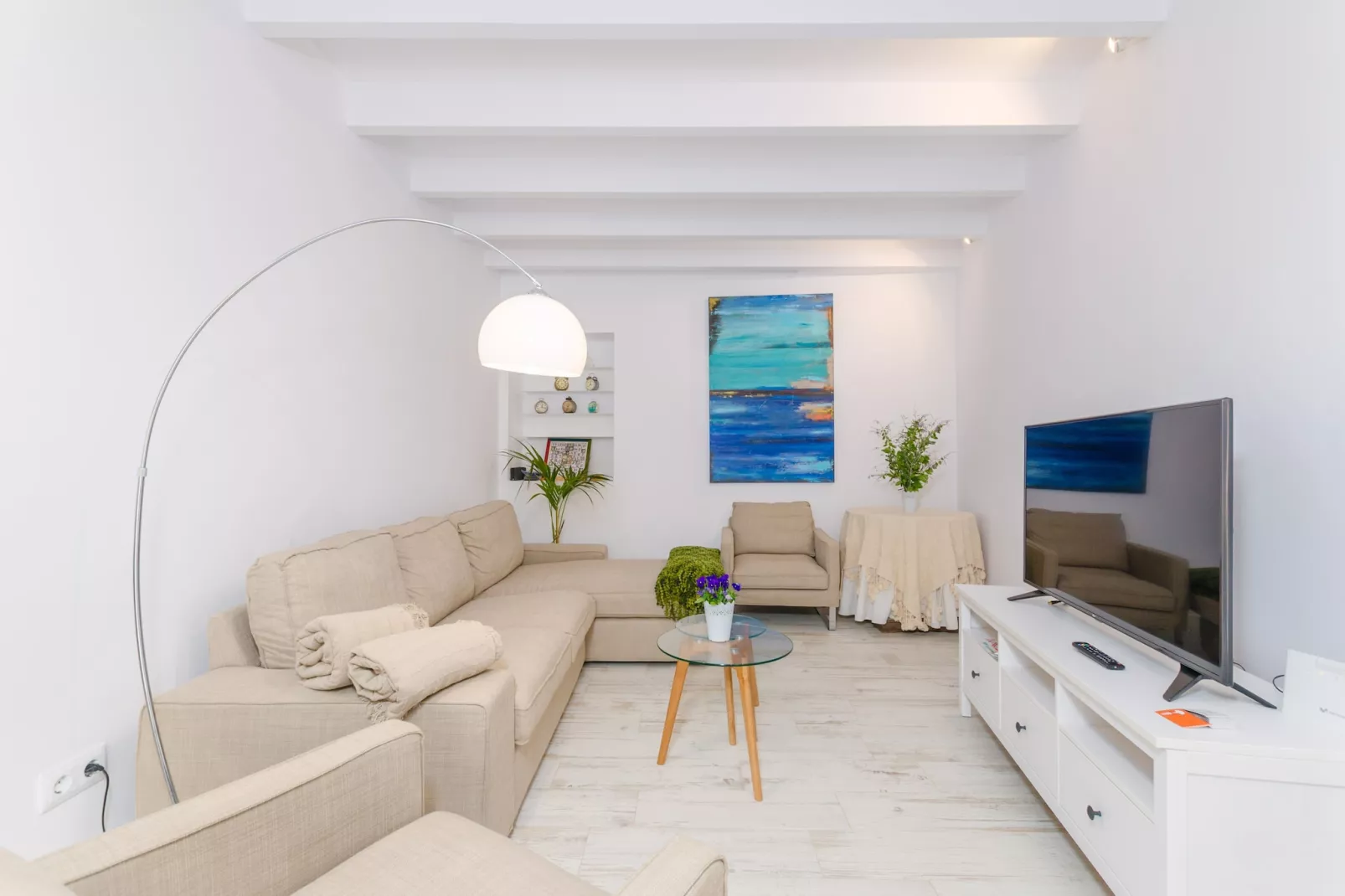 Es Reco-Living room