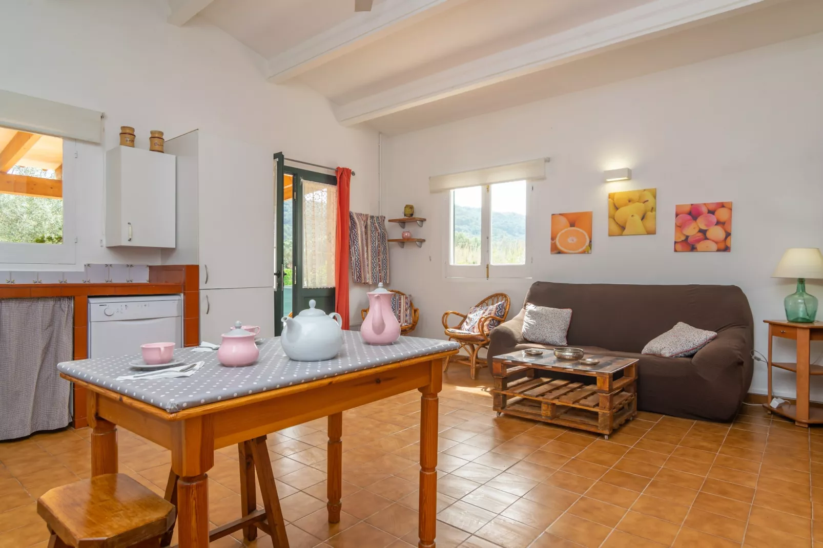 Casa Dina-Image-tags.