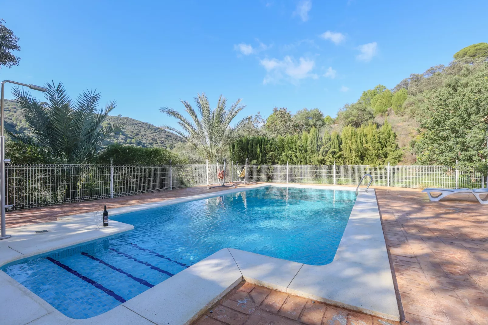 Casa Rural Los Menestrales-Pool