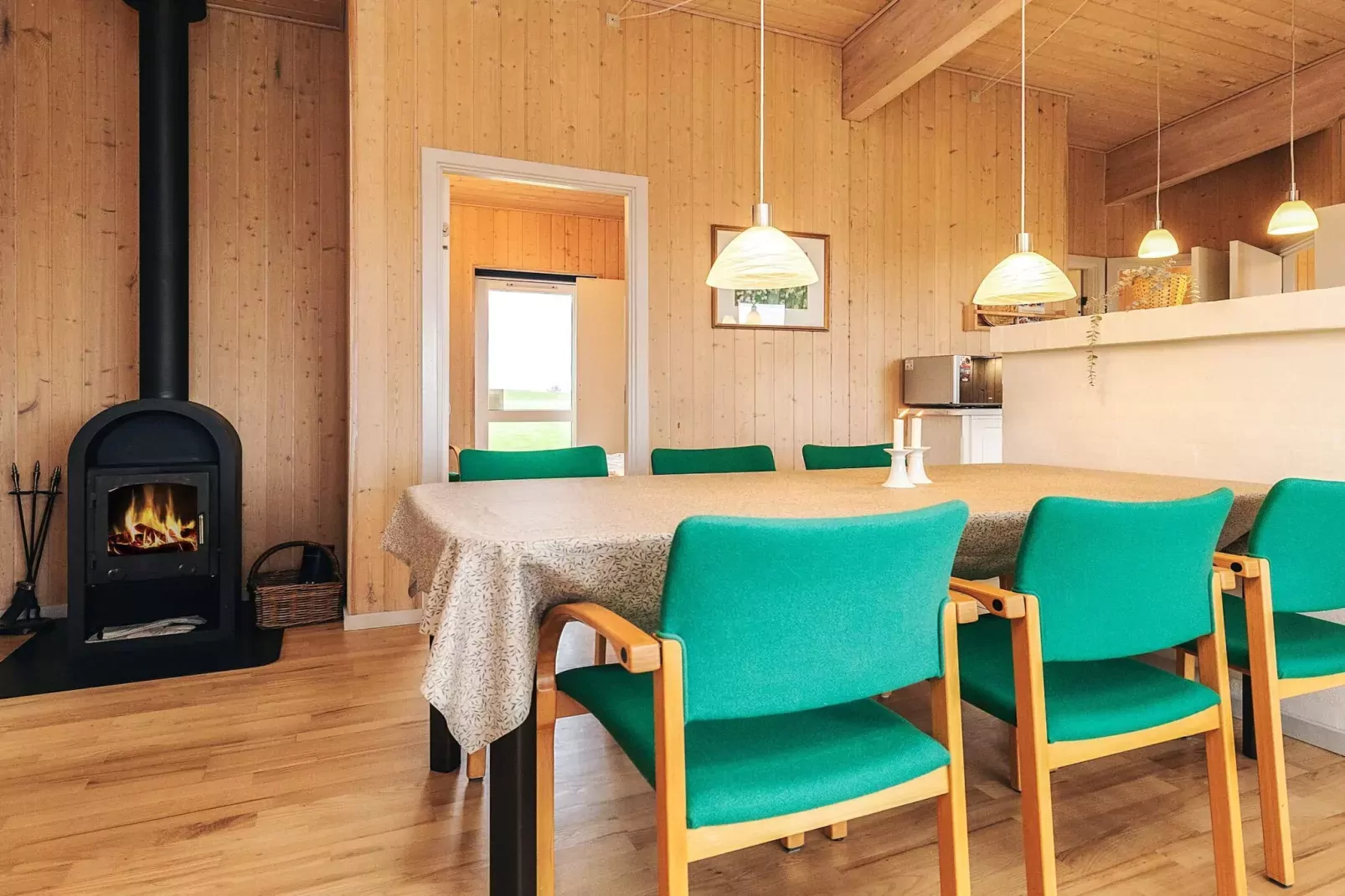 Well-maintained holiday home in Faborg-Indoor