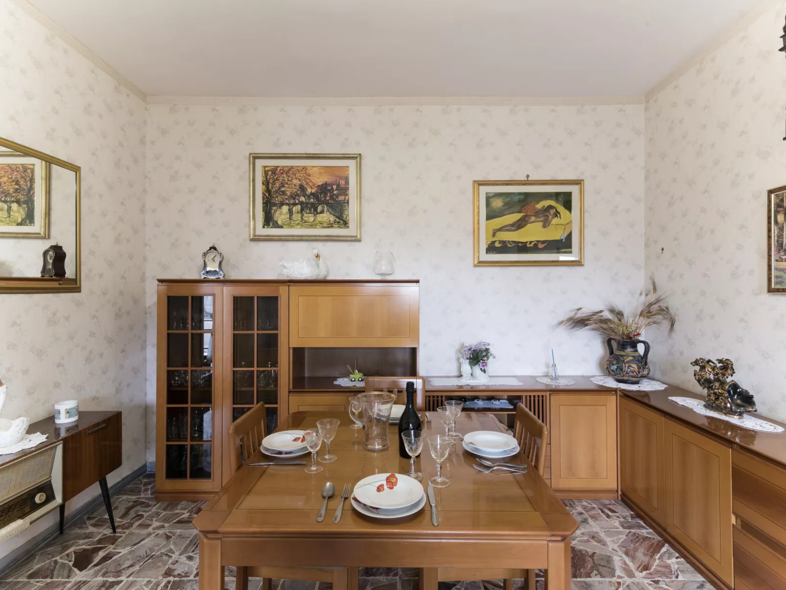 Fiumicino House-Inside