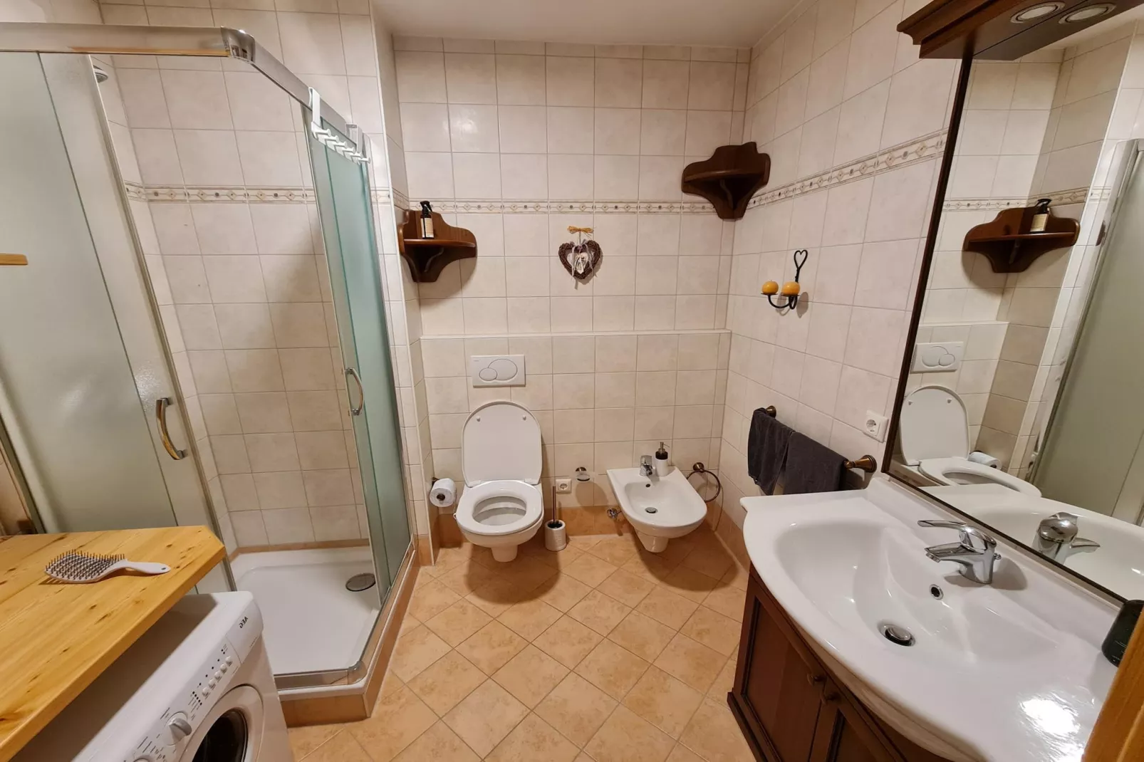 Haus Sofia-Bathroom