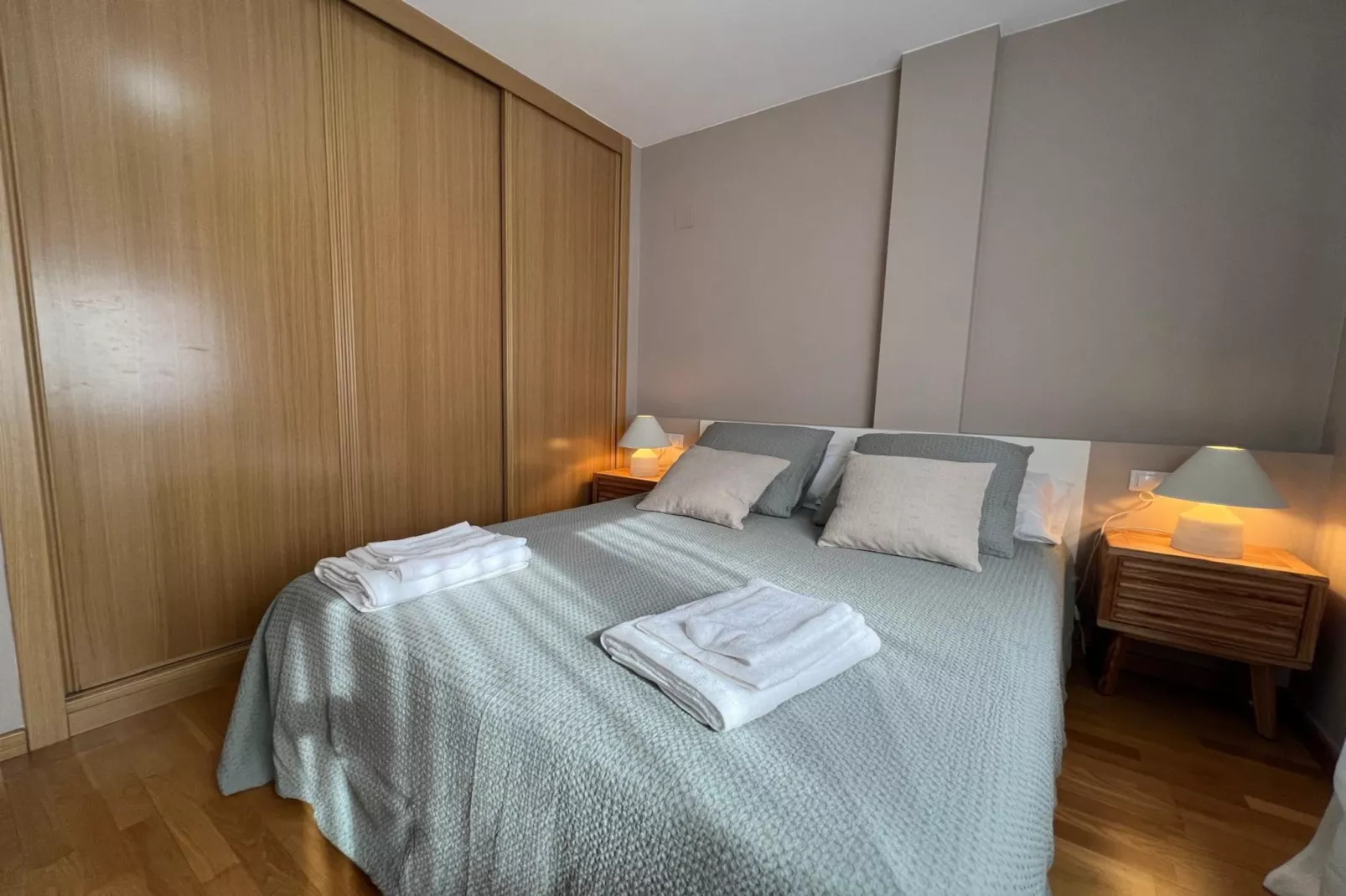 YourHouse Lagoa-Bedroom