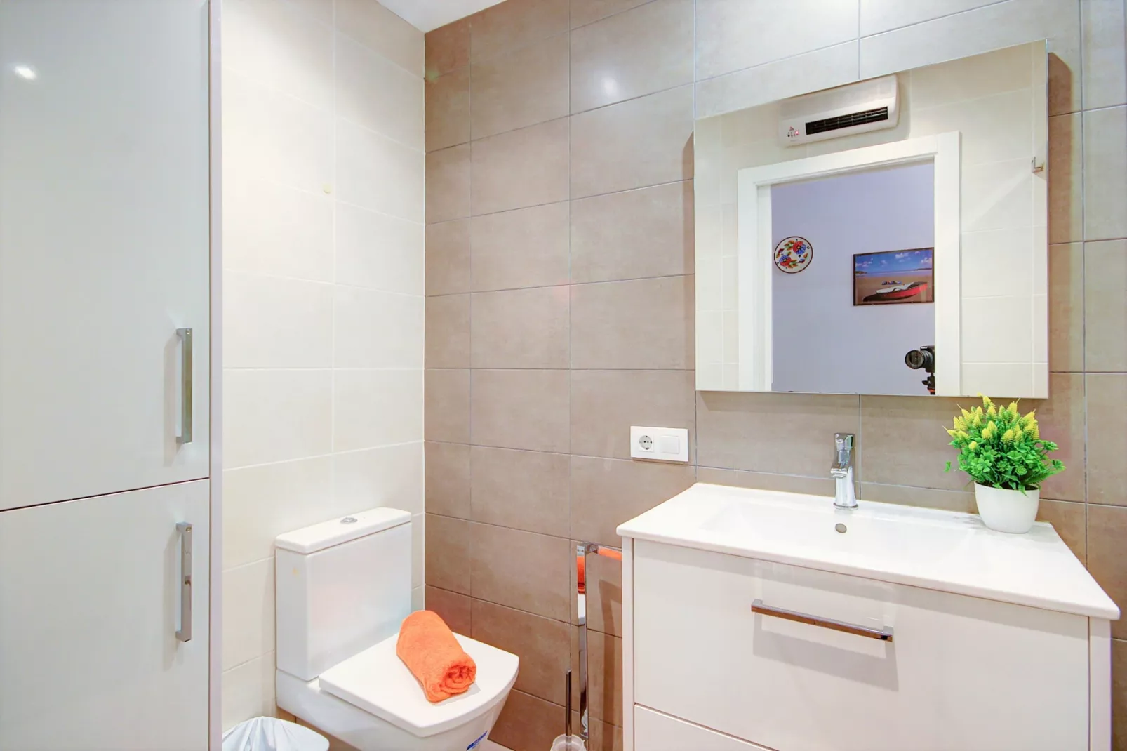 GRAN RESERVA PLAYA 9 25 Empuriabrava-Badezimmer