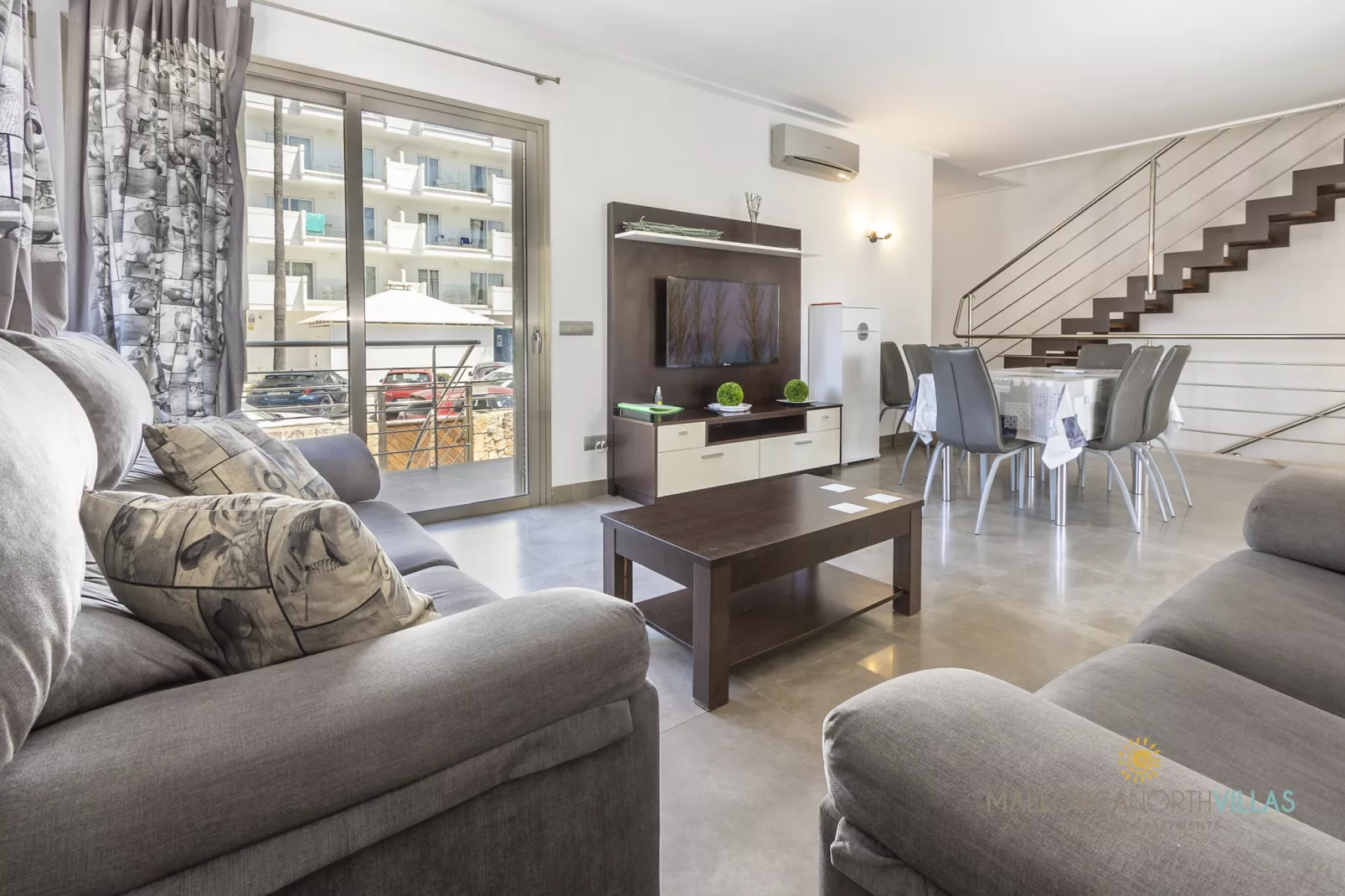 Villa Albufera en Playa Muro: a unos pasos del Mar-Wohnzimmer