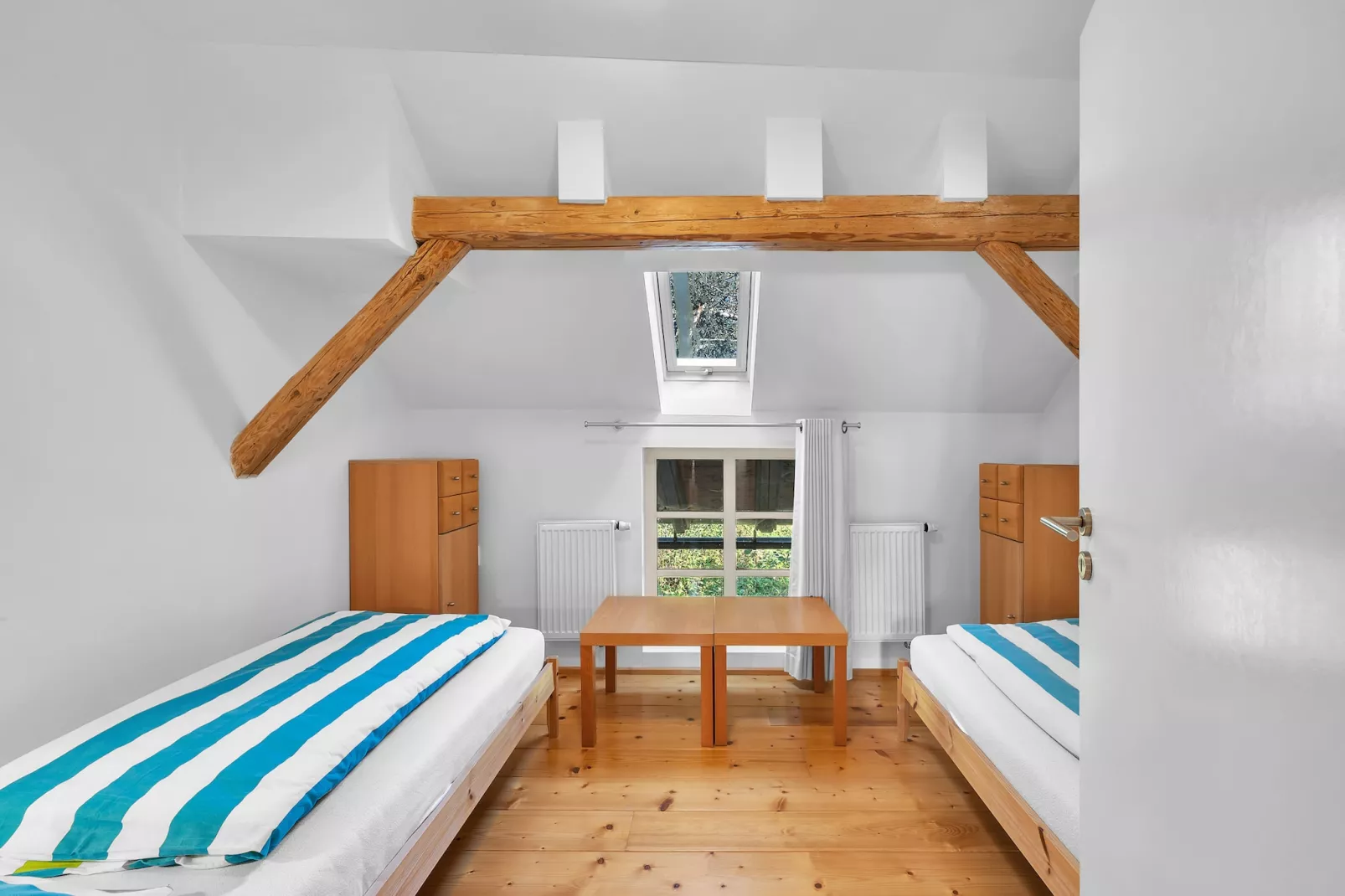 Mlade Buky KJH348-Bedroom