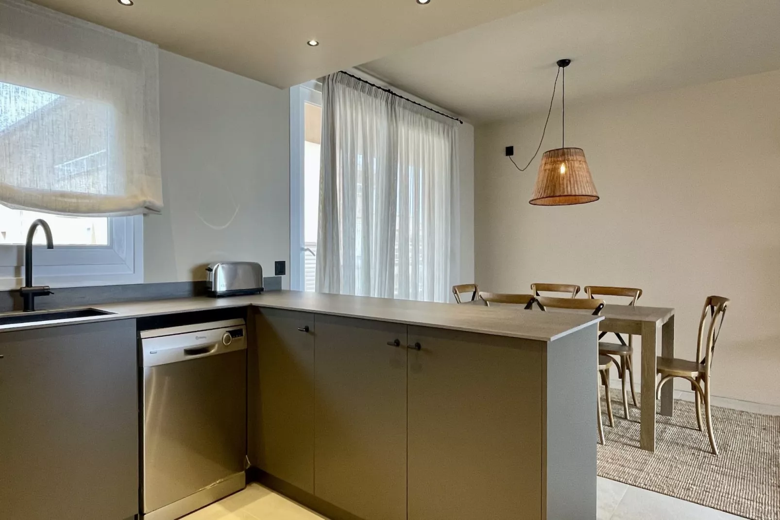 GOLF MAR II F 2-4-Kitchen