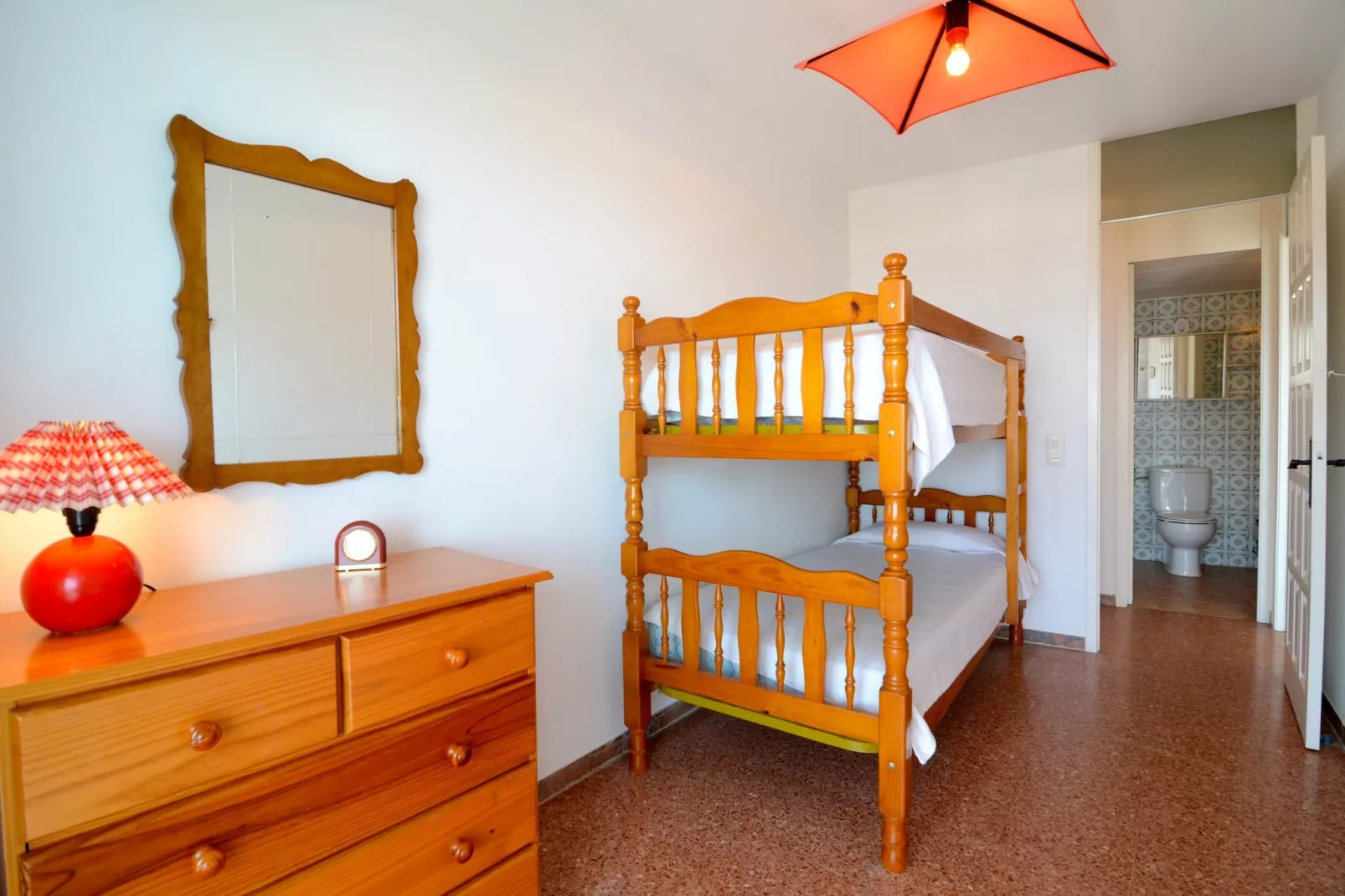 ROCAMAURA II  5-7-Chambre