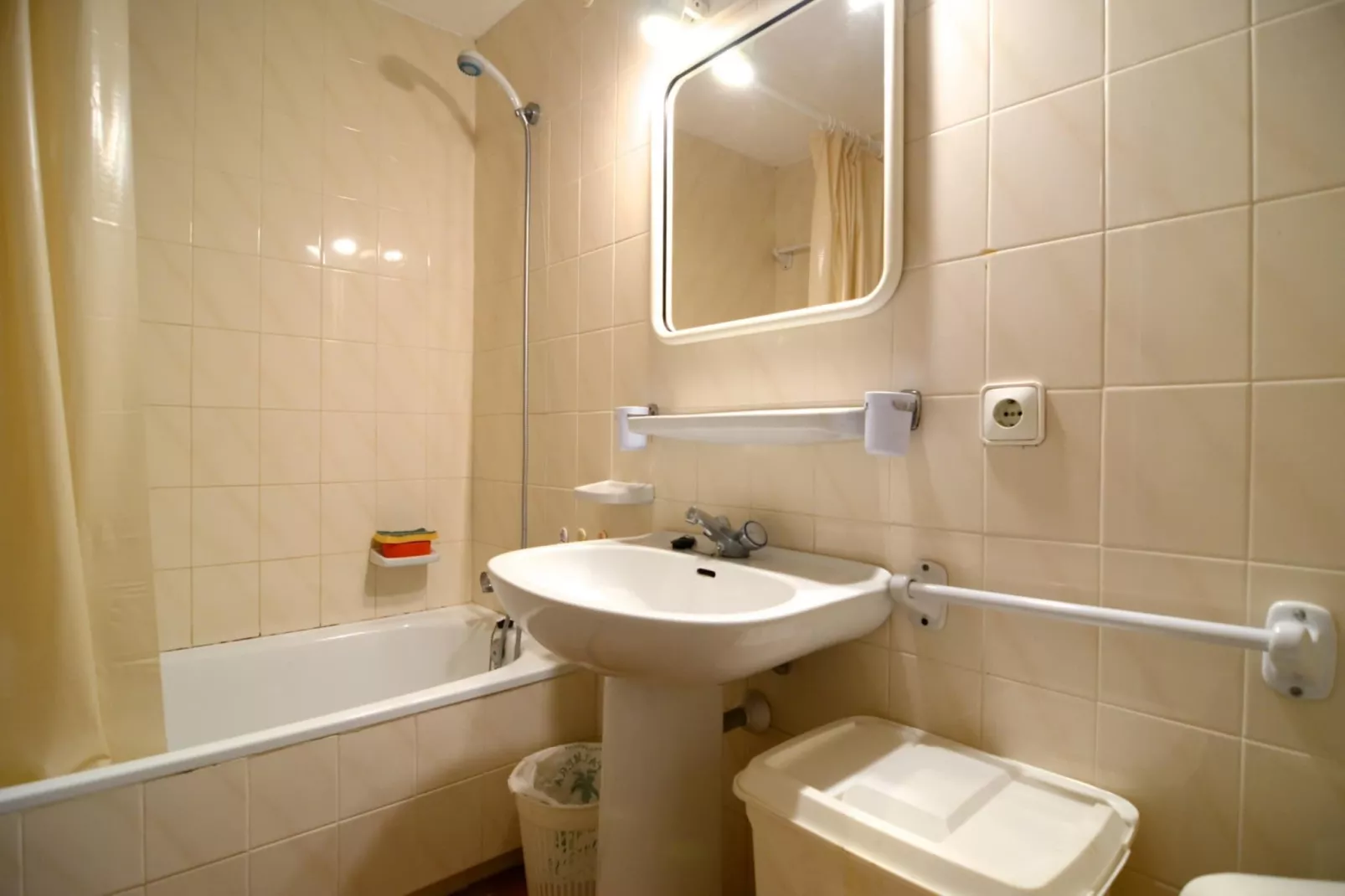 ARGONAVIS PB B-Salle de bain