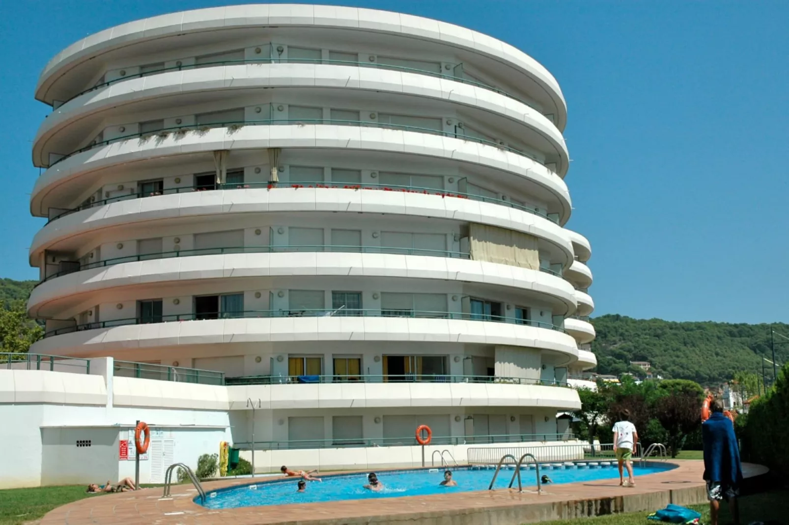MEDES PARK II 4-3-Outdoor
