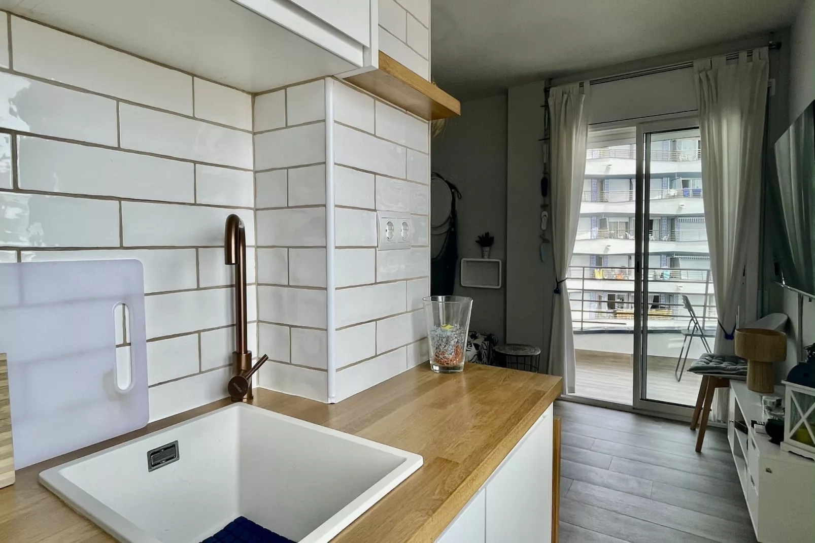 ROCAMAURA IV 3-12-Kitchen