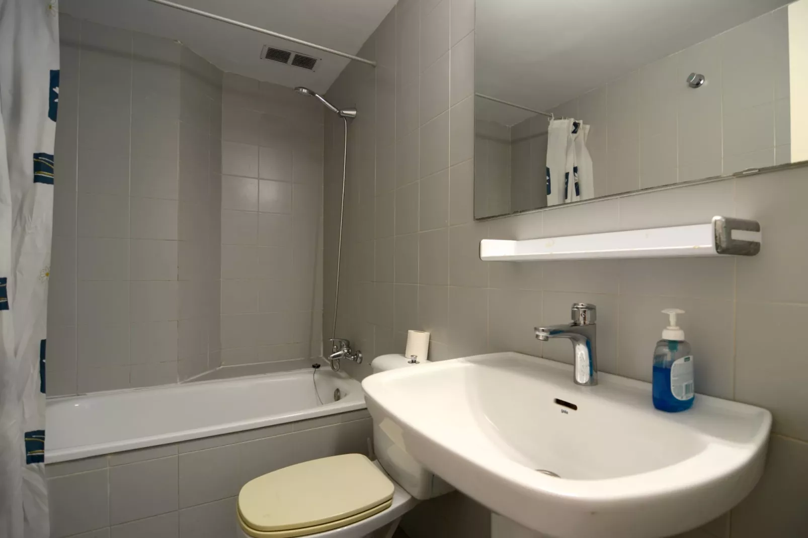 BLAU PARK 126-Bathroom
