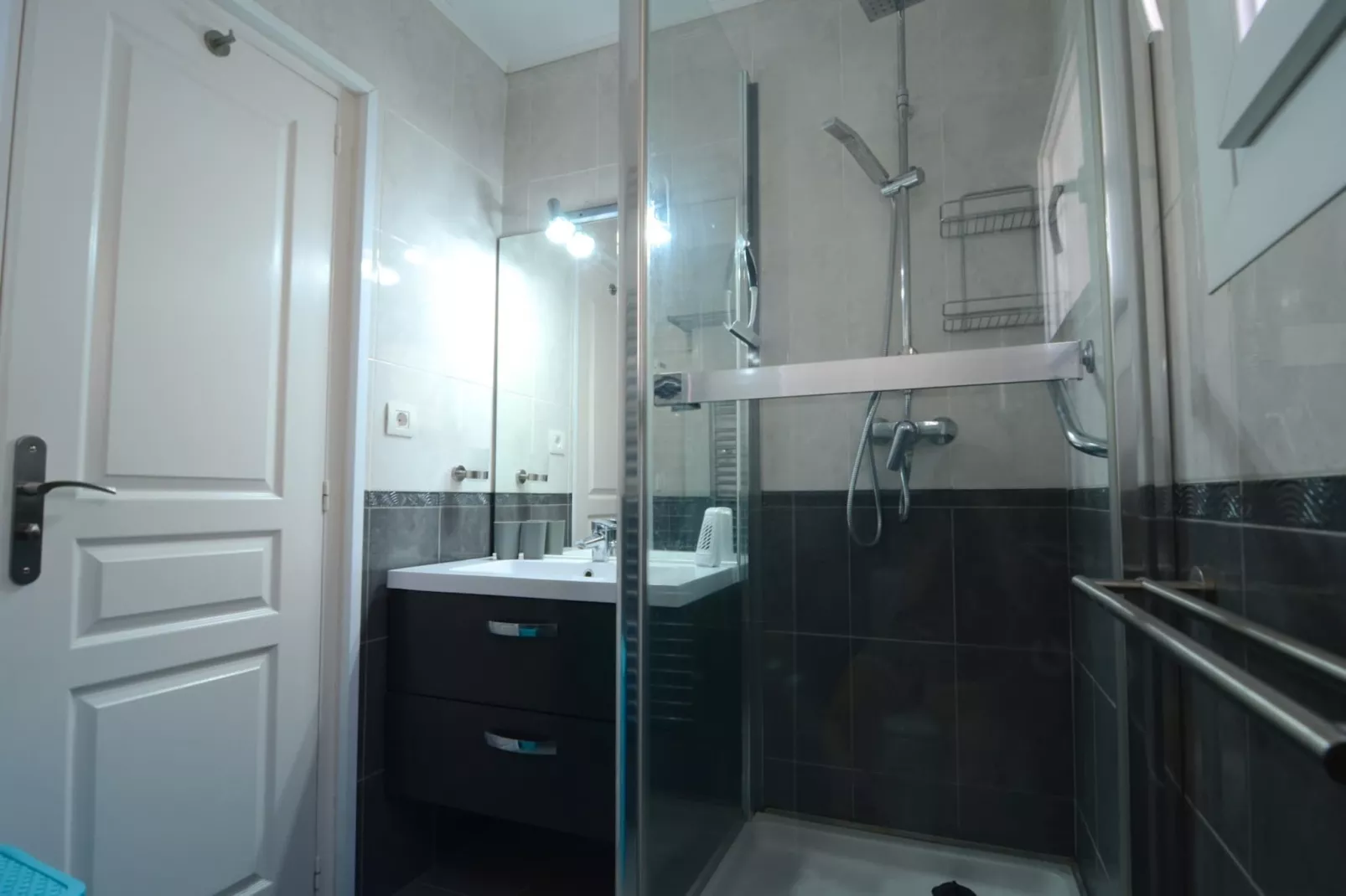 CARRER DEL PORT-Bathroom