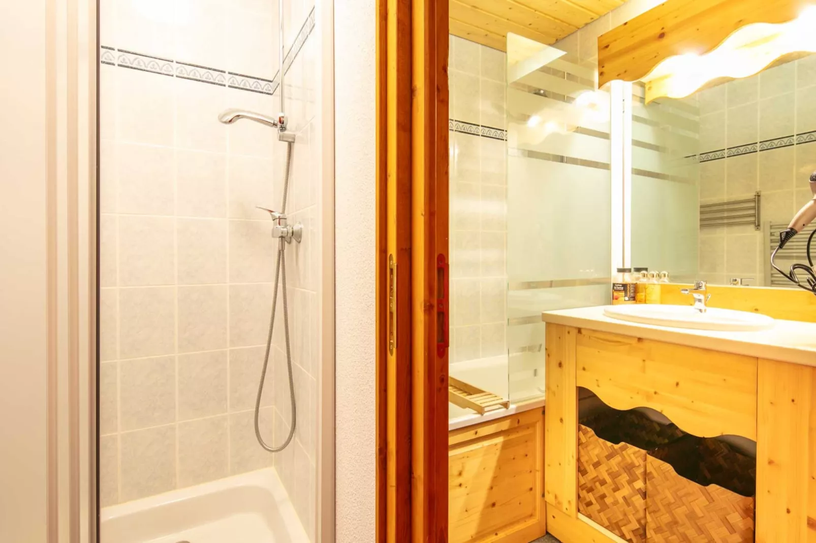 La Turra N°407 - 3P6-Salle de bain