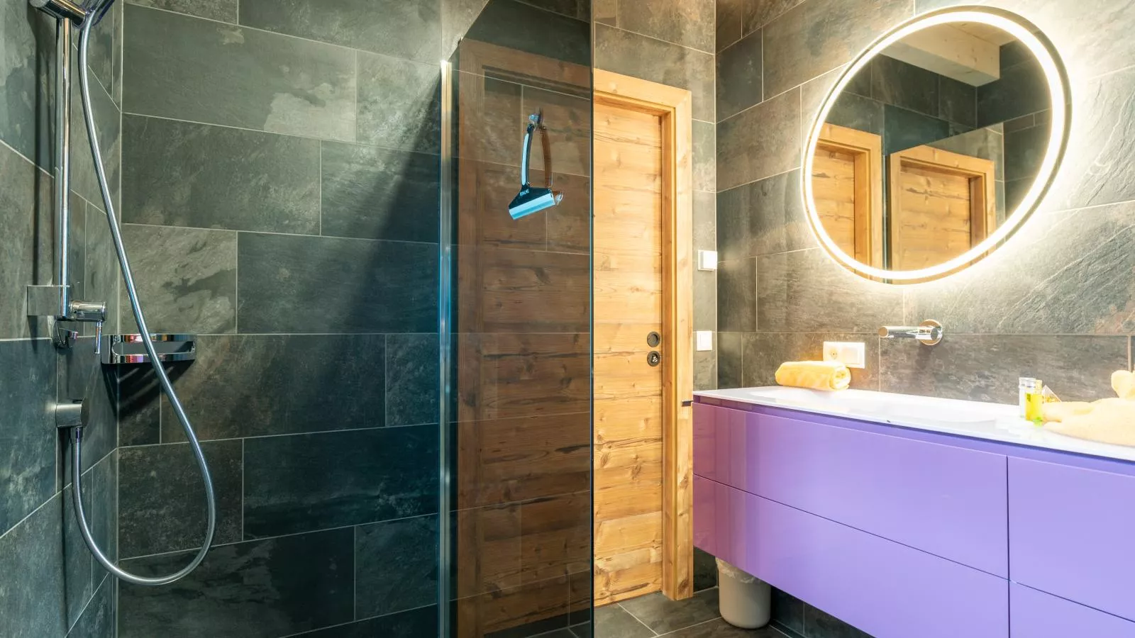 Adventure Lodge Kaprun-Bathroom