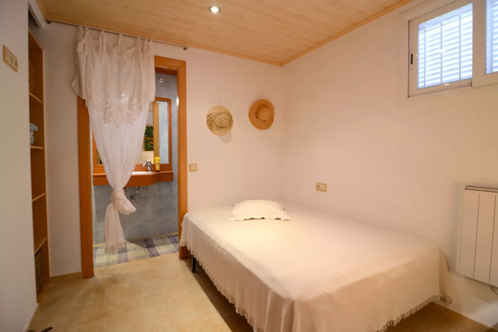 ROCAMAURA II 6-3-Schlafzimmer