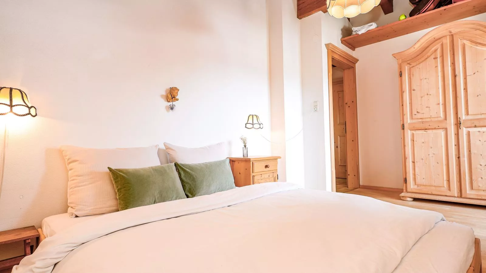 Müller Nr 1 und 2-Bedroom