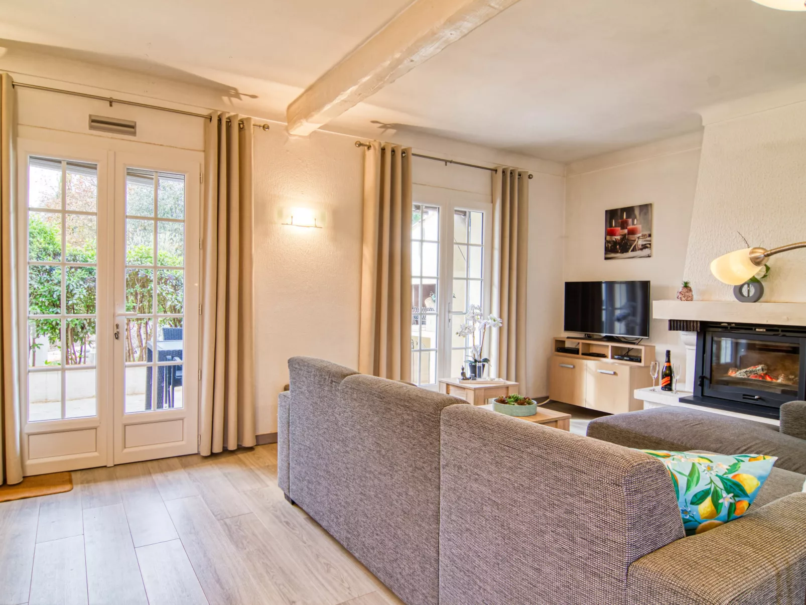 Villa!-Inside
