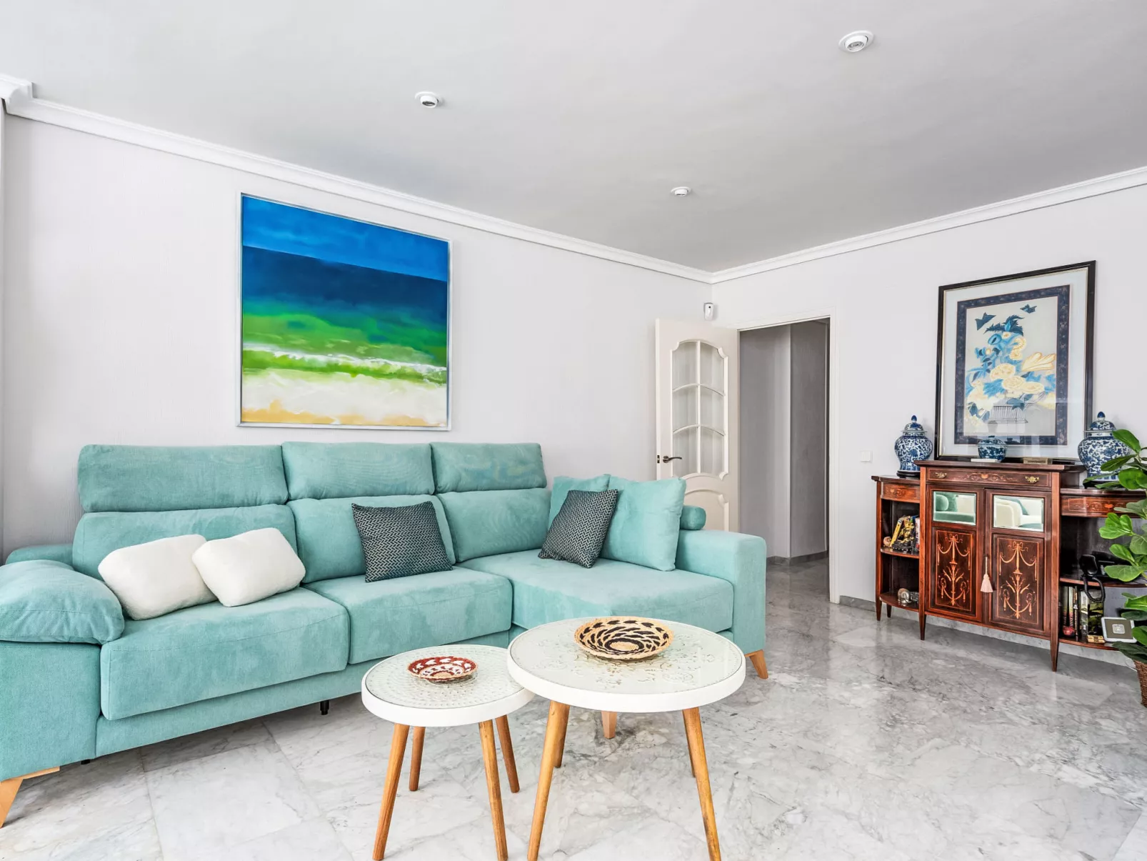 Residencial Marina-Drinnen