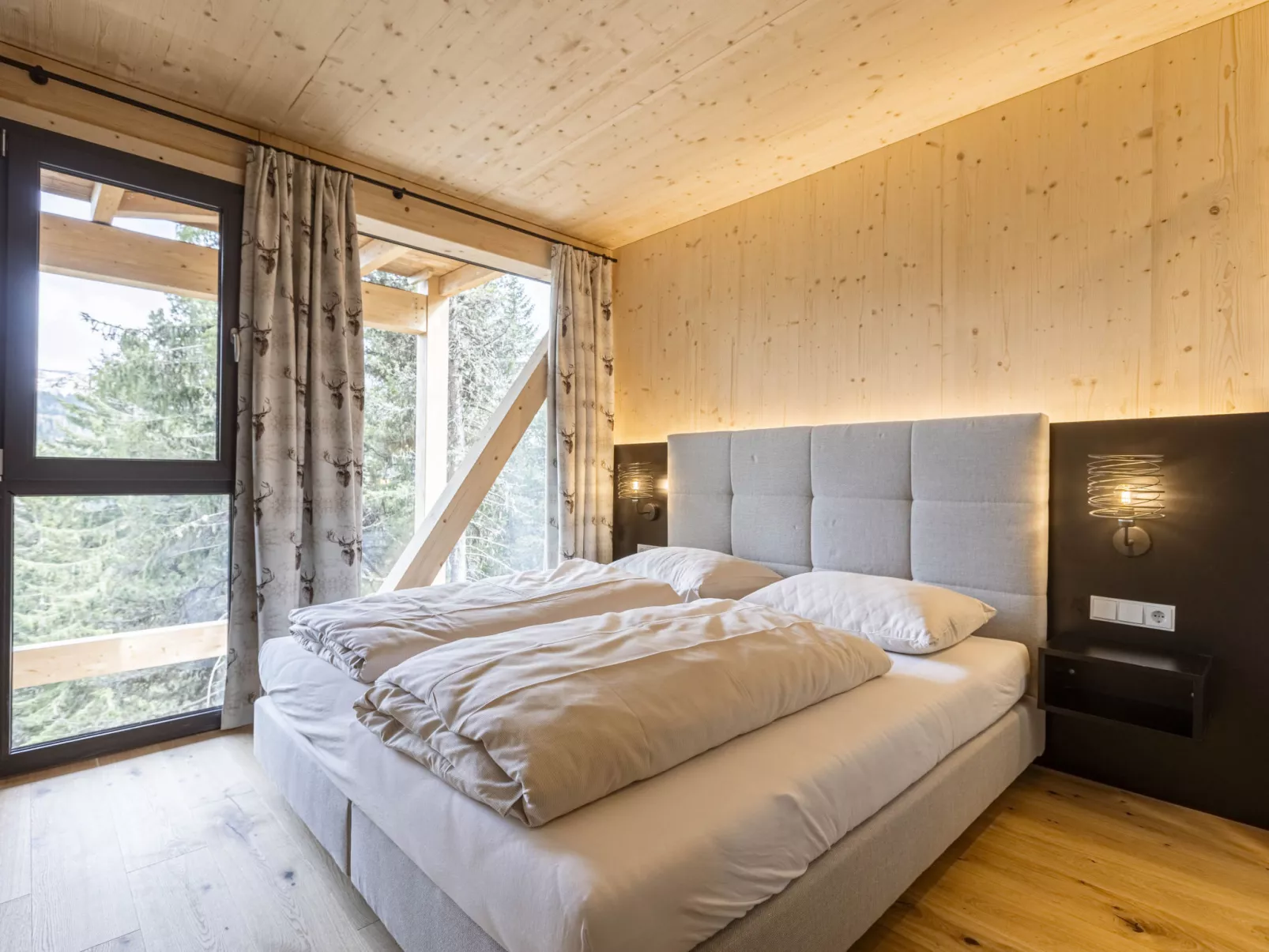 Superior #16 mit Sauna & Hot Tub-Inside