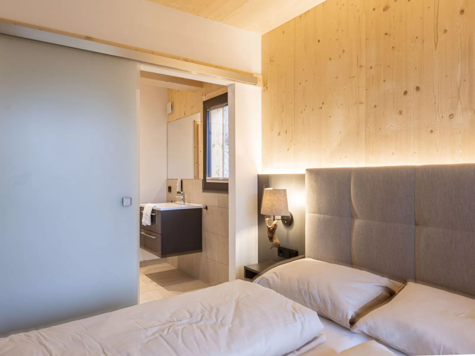 Superior #21 mit Sauna & Hot Tub-Inside