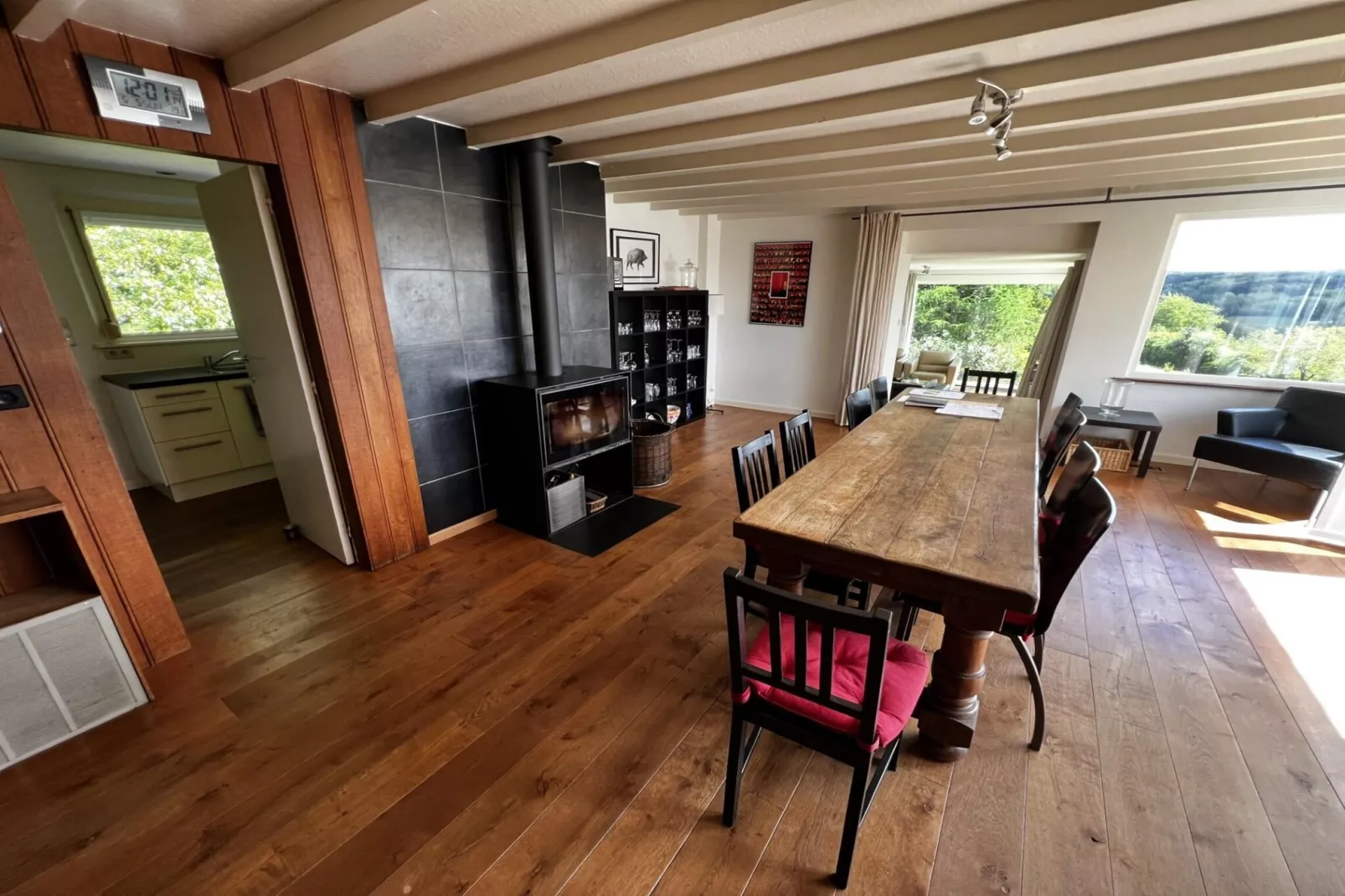 Schöne freistehende Villa mit Sauna in Érezée-Esszimmer