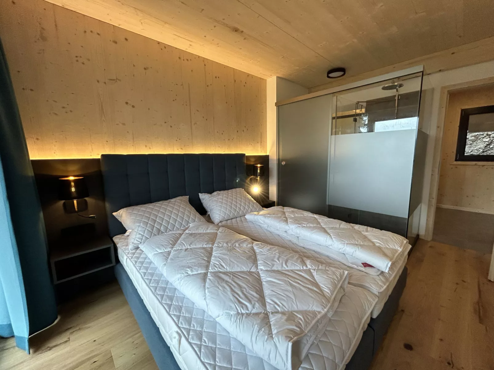 Superior # 13 mit Sauna & Hot Tub-Inside