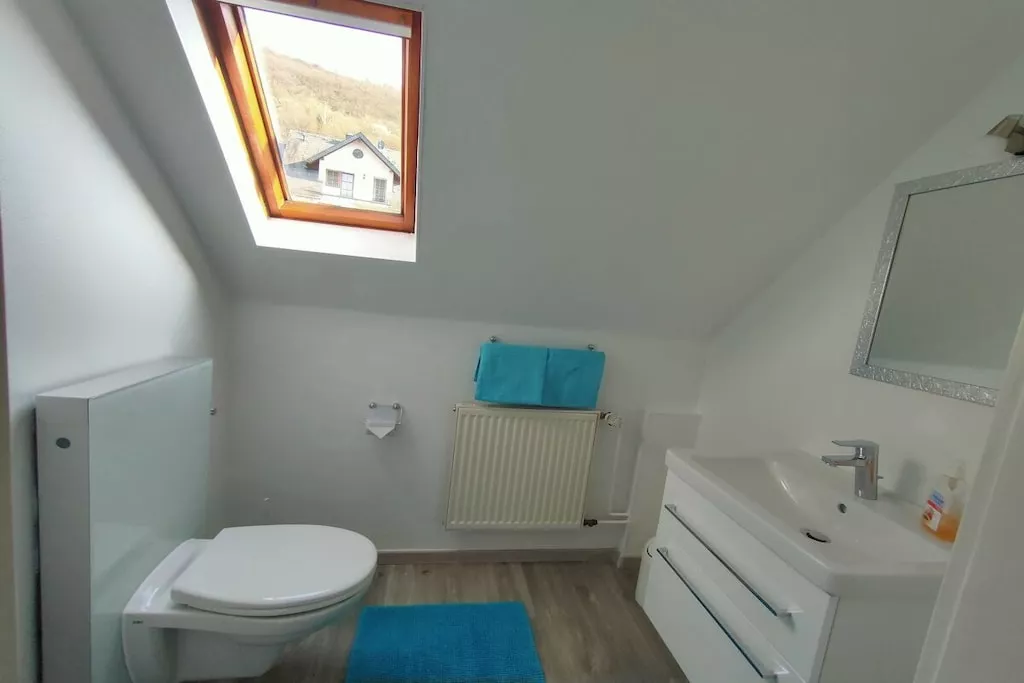 66650-Badezimmer