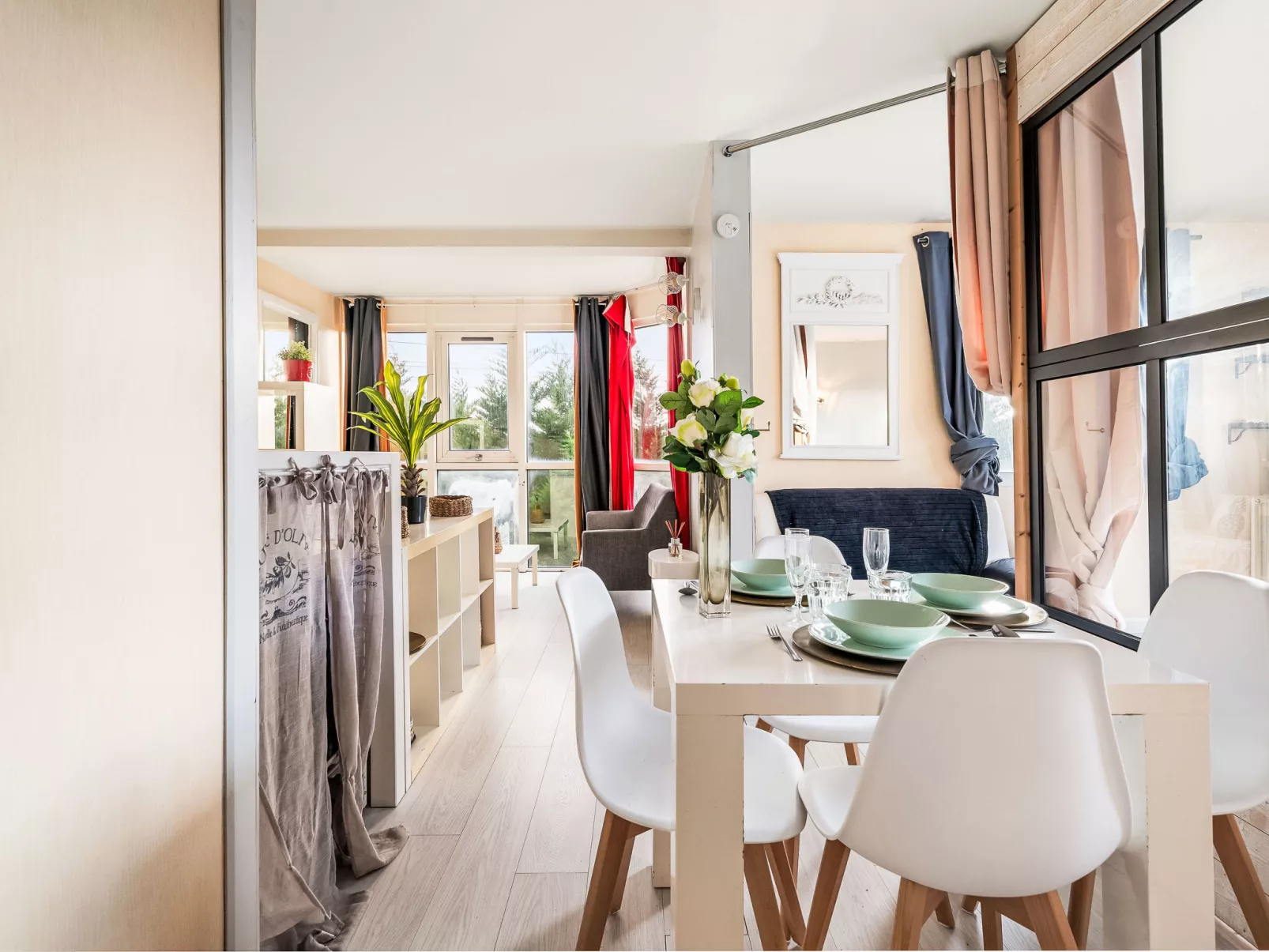 Les Balcons de la Rance-Inside