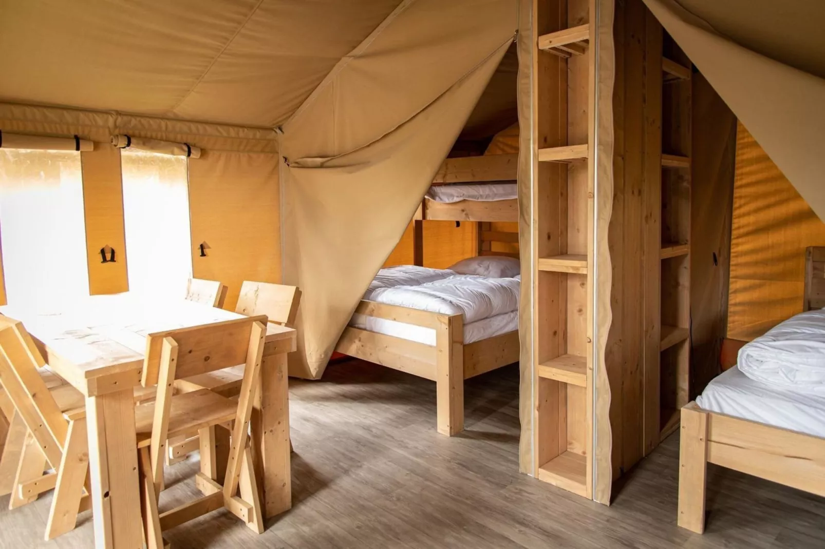 Safari tent for 5 person-Dining room