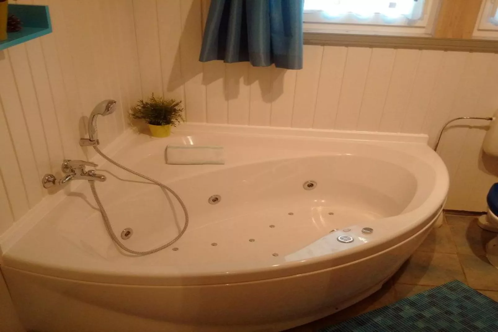 FH Seeschwalbe 98-Bathroom