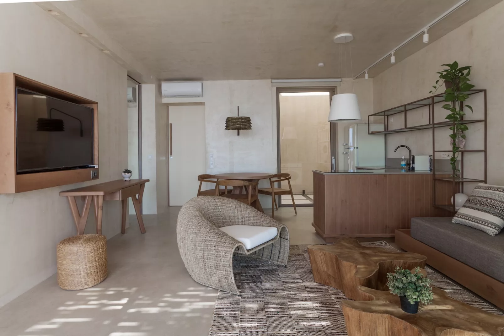 Altera Cave-Hebe Villa-Salon