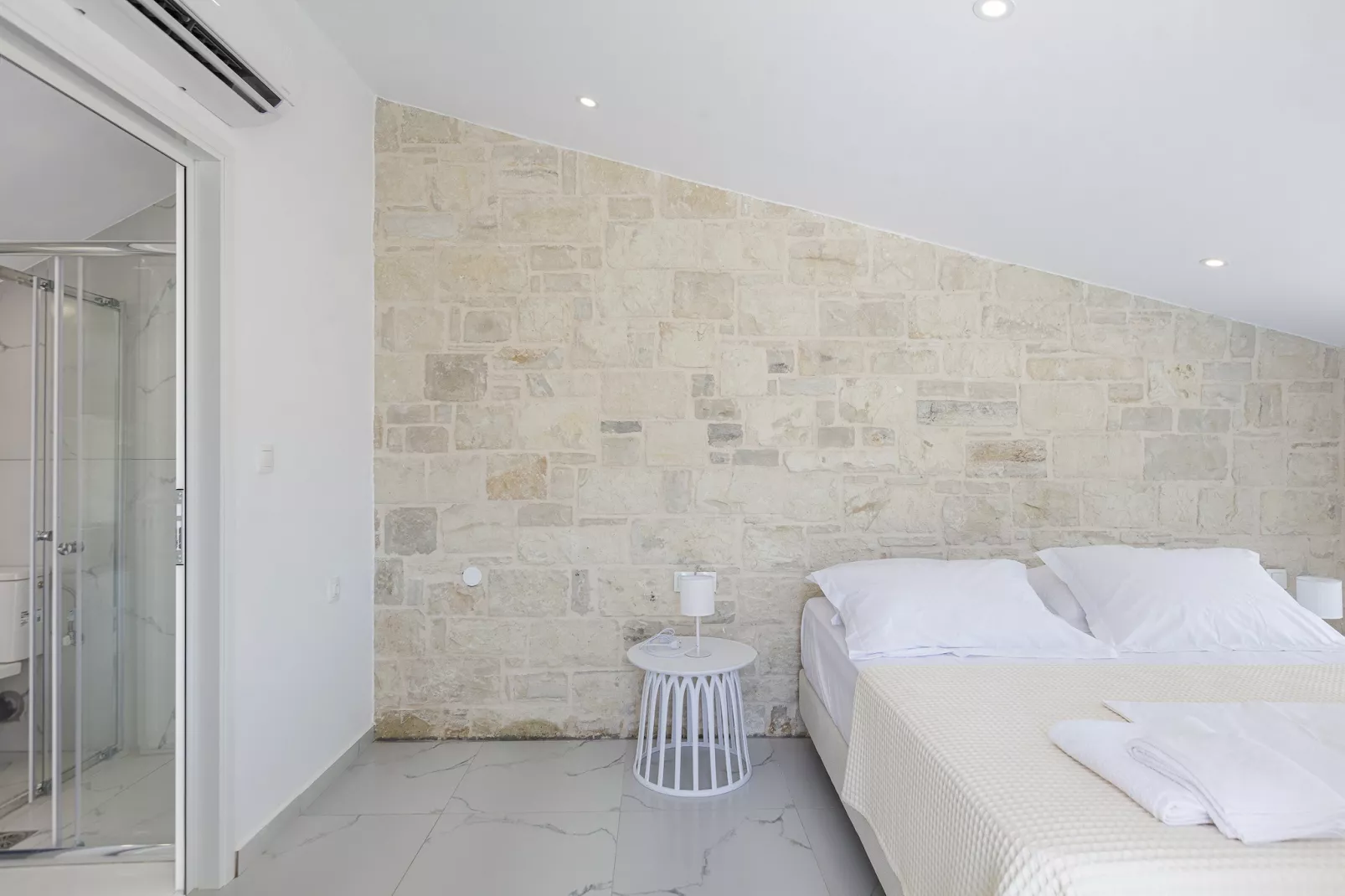 Mythos 1-Chambre