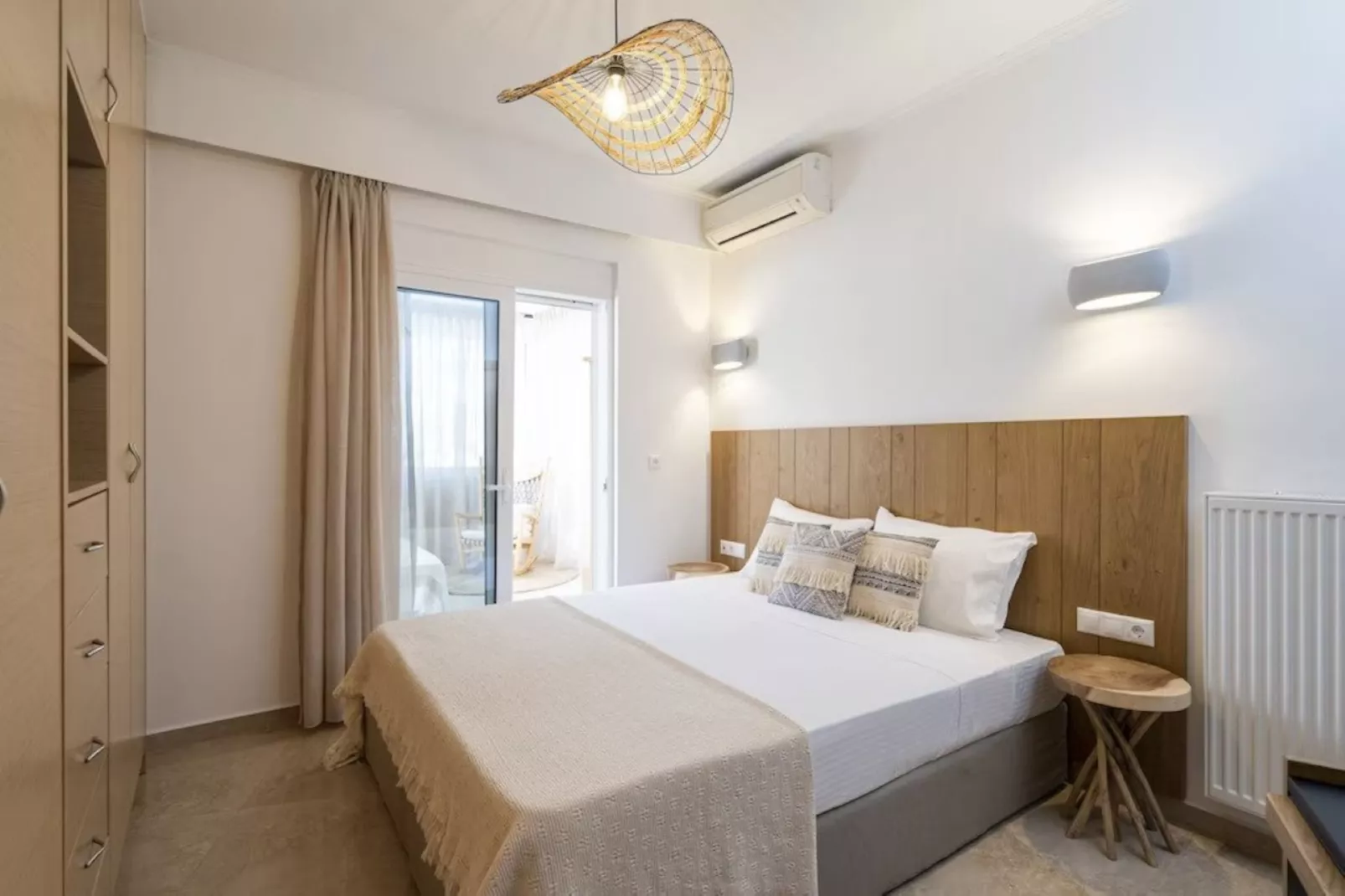Helen Luxury Holiday House With Sea View-Bedroom