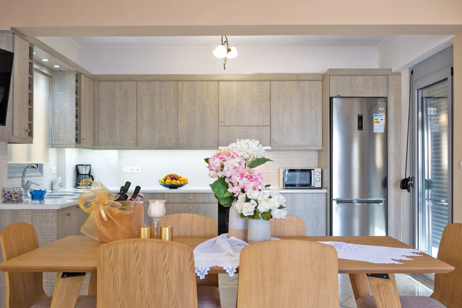 Bessie's dream-Dining room