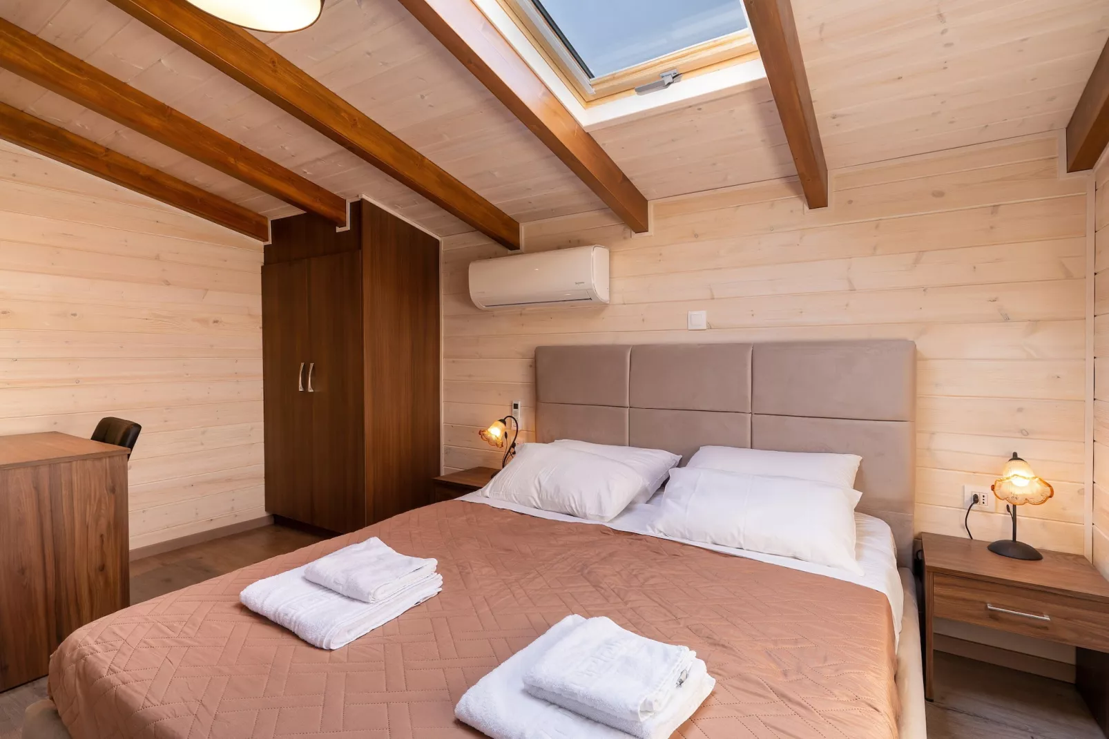 Villa Faragi Sophie-Bedroom
