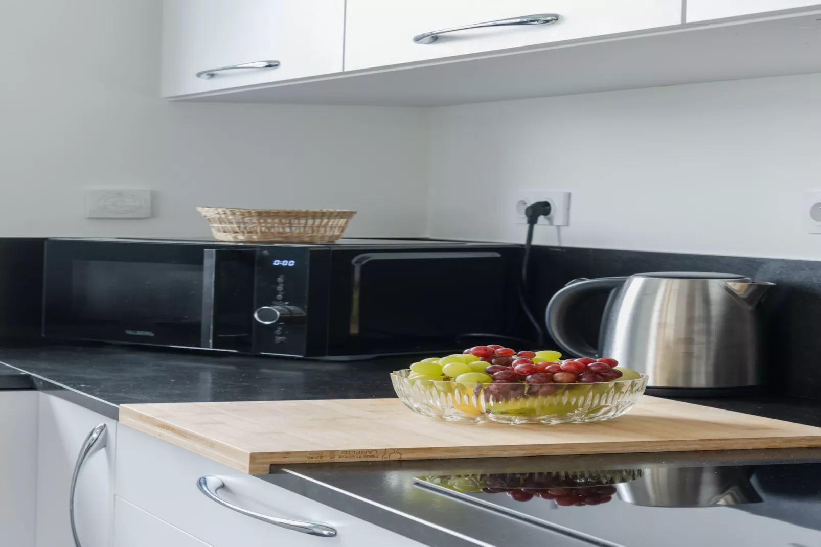 KER STIVELL - Landunvez-Kitchen