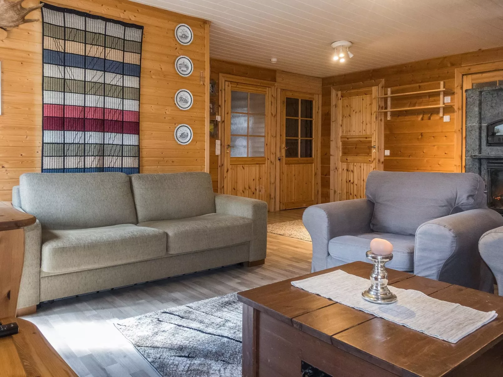 Aurora cabin-Inside