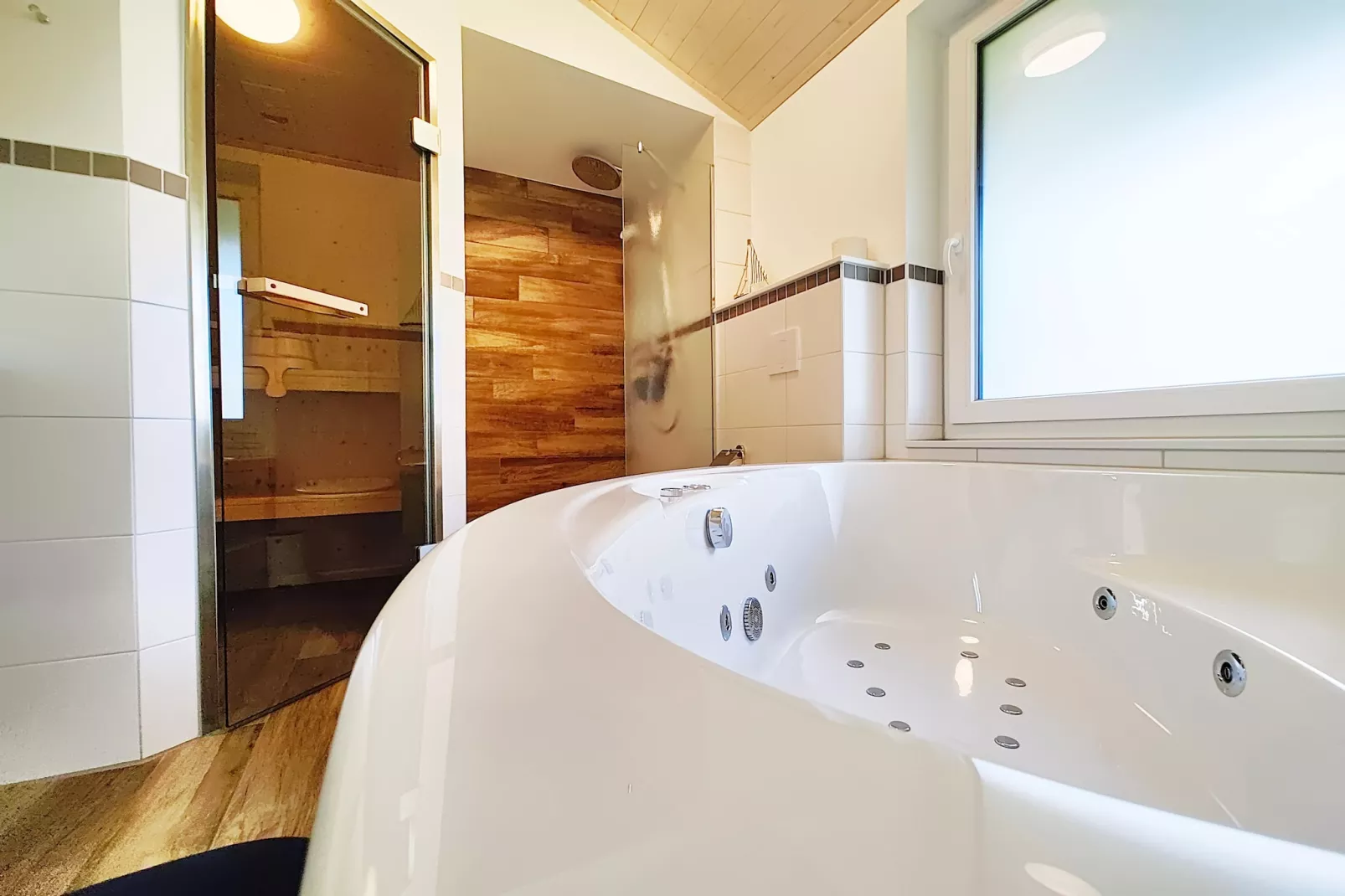 FH Seeschwalbe 329-Bathroom
